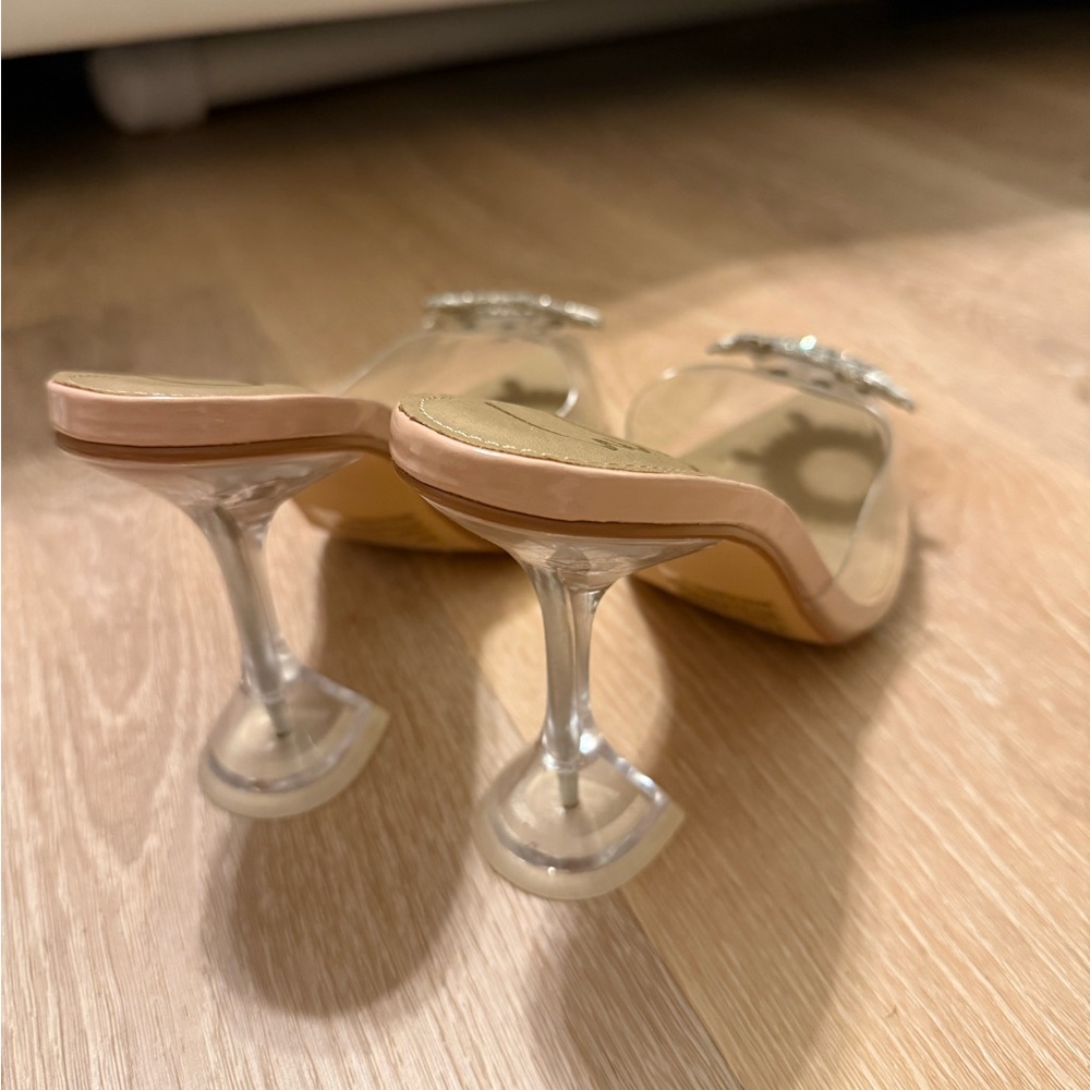 Elegant Clear Heels with Silver Accents - Picture 3 of 3